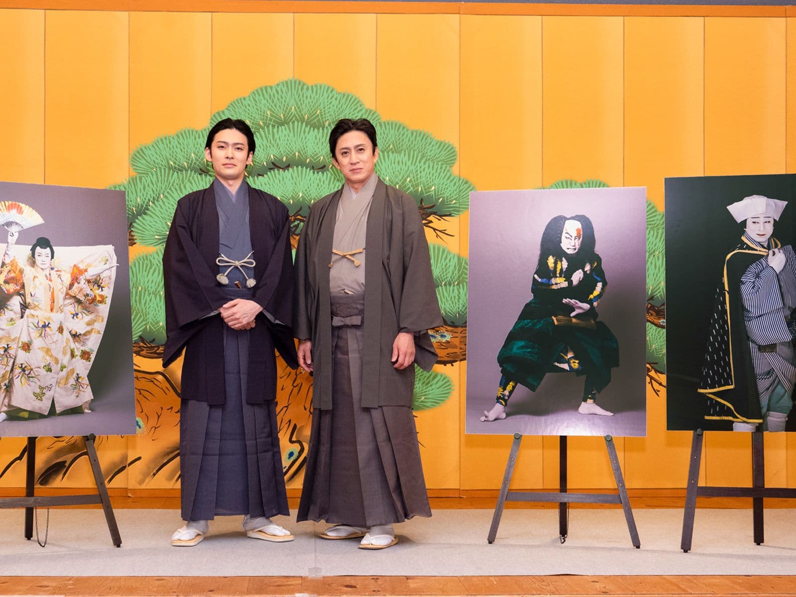 「秀山祭九月大歌舞伎」の取材会に出席した松本幸四郎(右)と市川染五郎